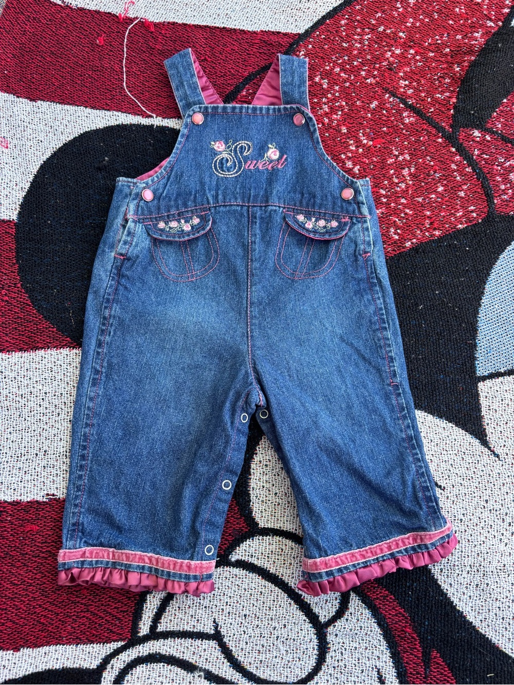 VTG Y2K FADED GLORY EMBROIDERED SWEET FLORAL ACCENT OVERALLS SIZE 3/6 MONTHS